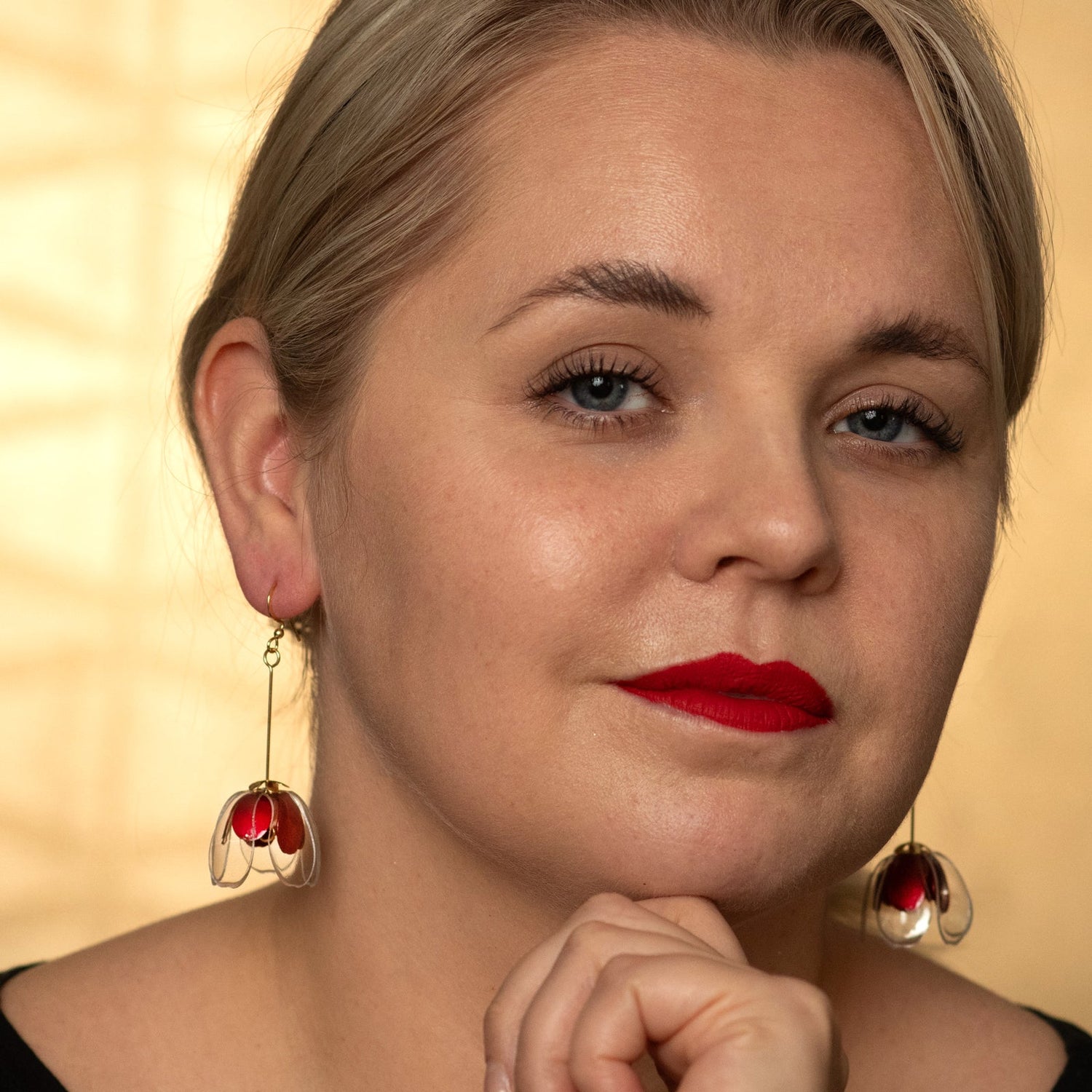 Clear & Red Double-Flower Earrings