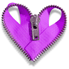 Load image into Gallery viewer, Heartrossi brooch Lilac Edel City
